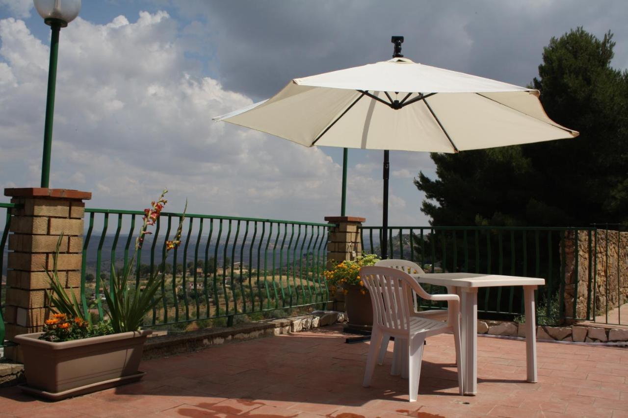 B&B Borgo Pileri Mazzarino Dış mekan fotoğraf